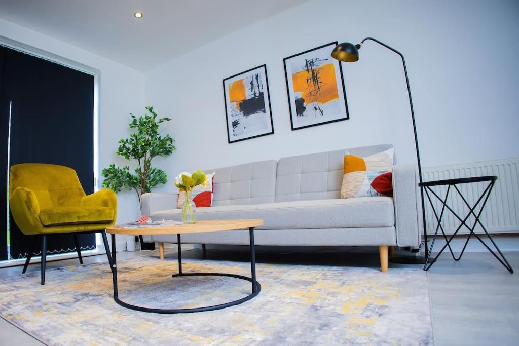 Isinmi Home - Close To Mcr City Manchester Eksteriør bilde